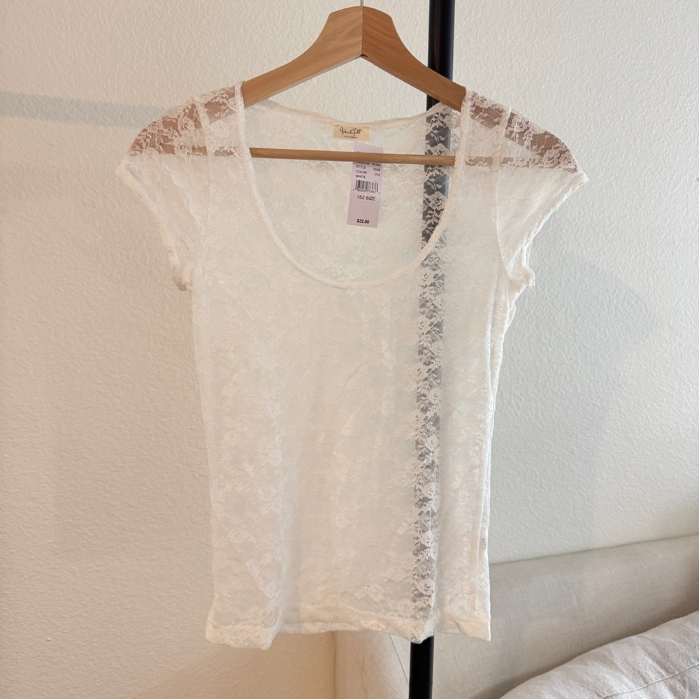 Brandy Melville lace tee